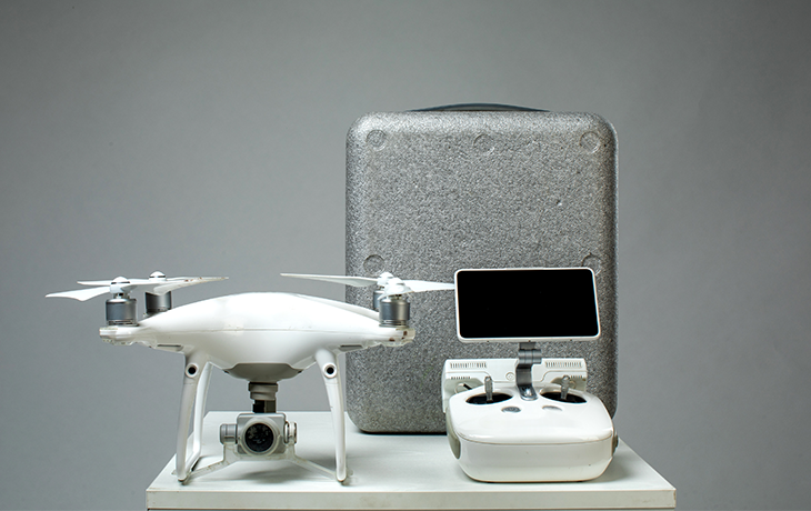 Voice Assistants and Foldable Drones: Ideal Gifts for Tech-Savvy Teens.